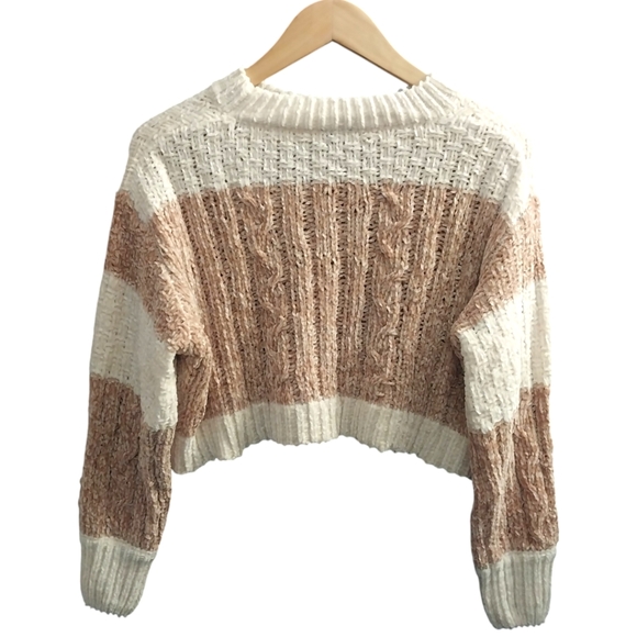 Windsor Style Knit Right Chenille Sweater - Picture 7 of 9